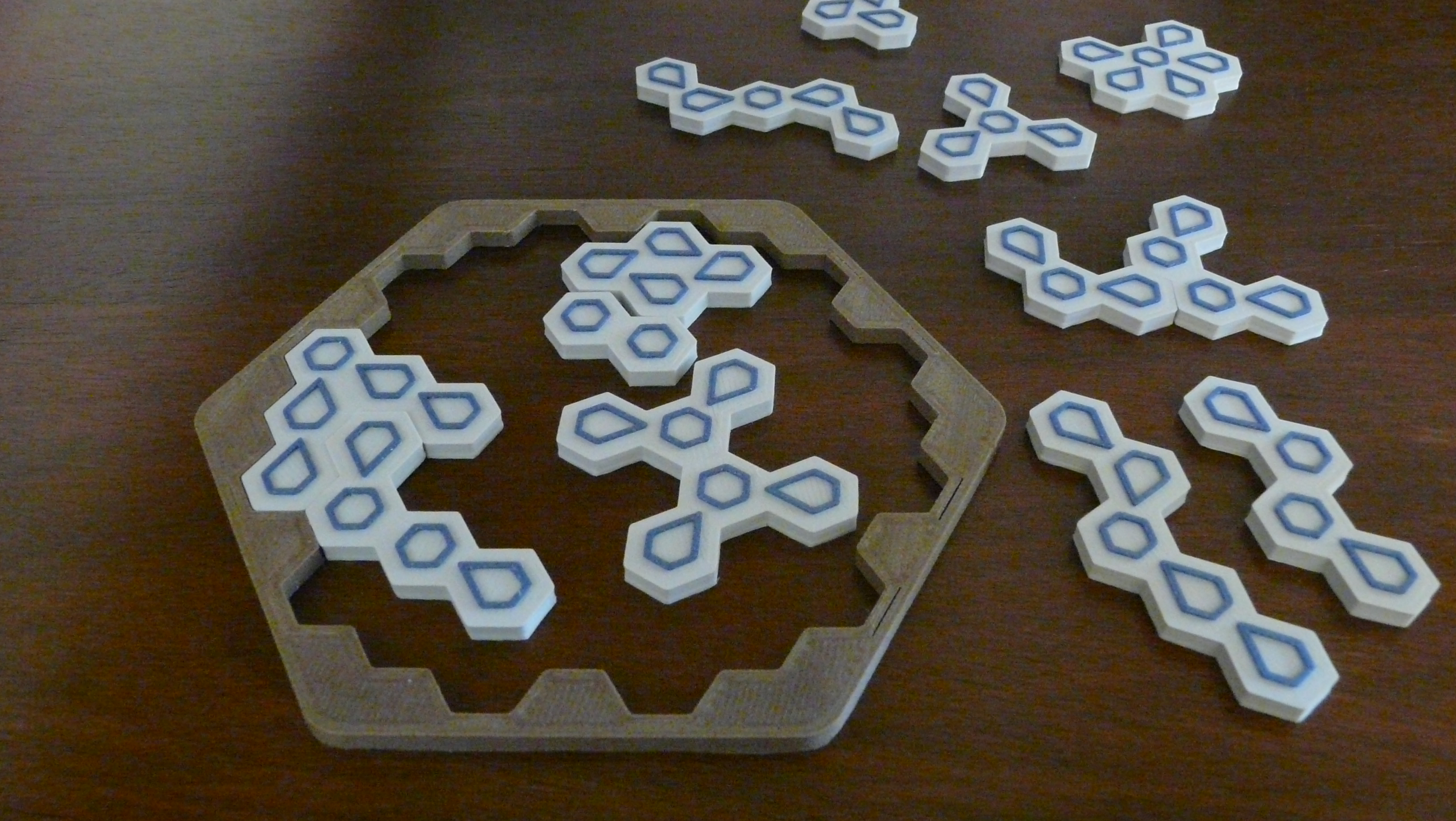 Cover picture for Polyhex Puzzle