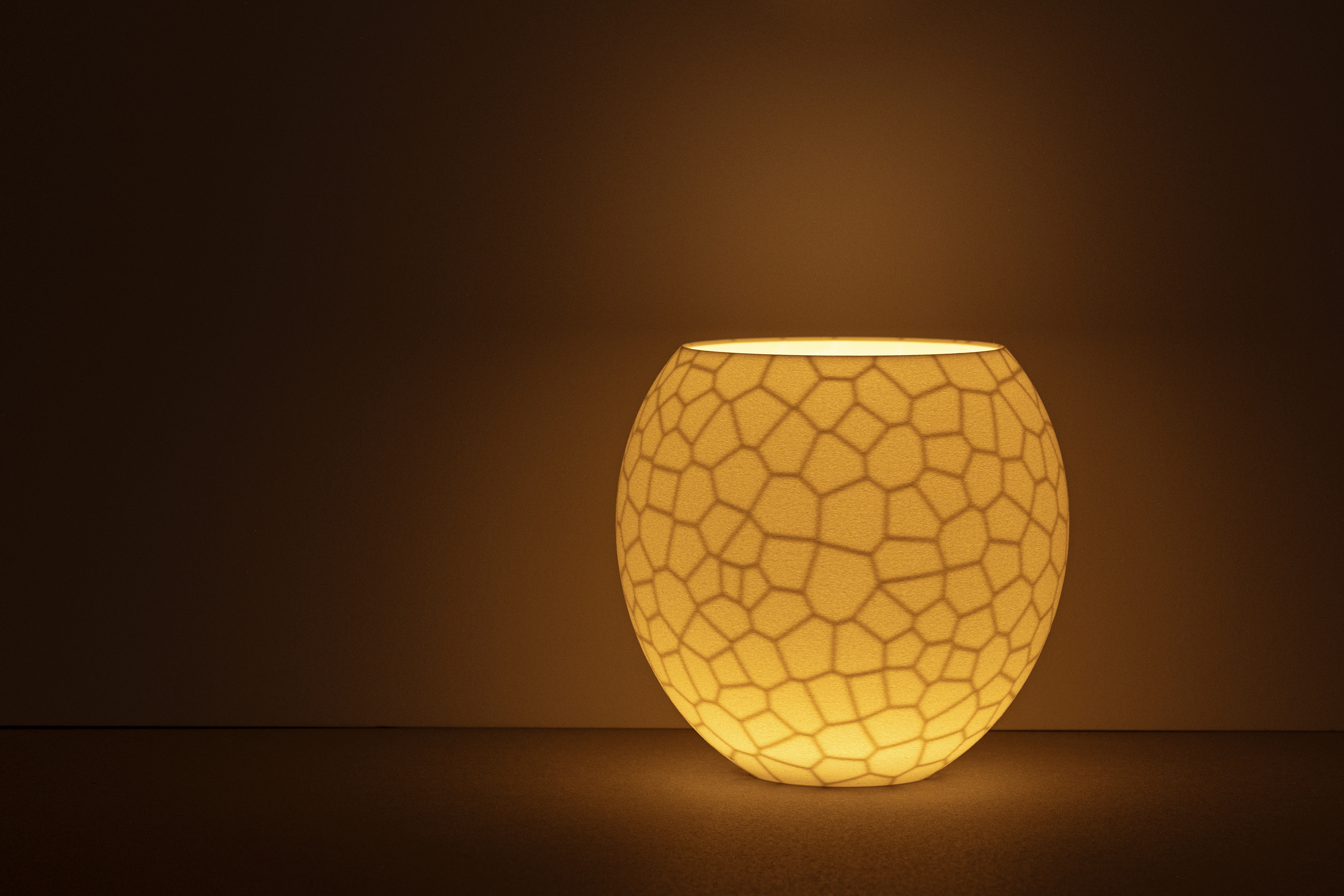 Decorative suggestion for Furtive Shroud: Pendant lampshade with a hidden organic pattern, revealed only when lit. Witness light transform the ordinary to exceptional - variant Original (Elegant white), an original product by Cosmic Jubilee (5 of 7) - presented as tealight.